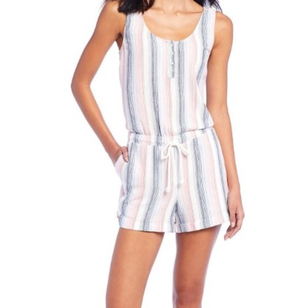 Brand 🆕CHELSEA&VIOLET Romper❤️👍